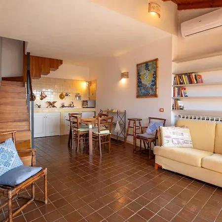 Casetta Rosa Леванто